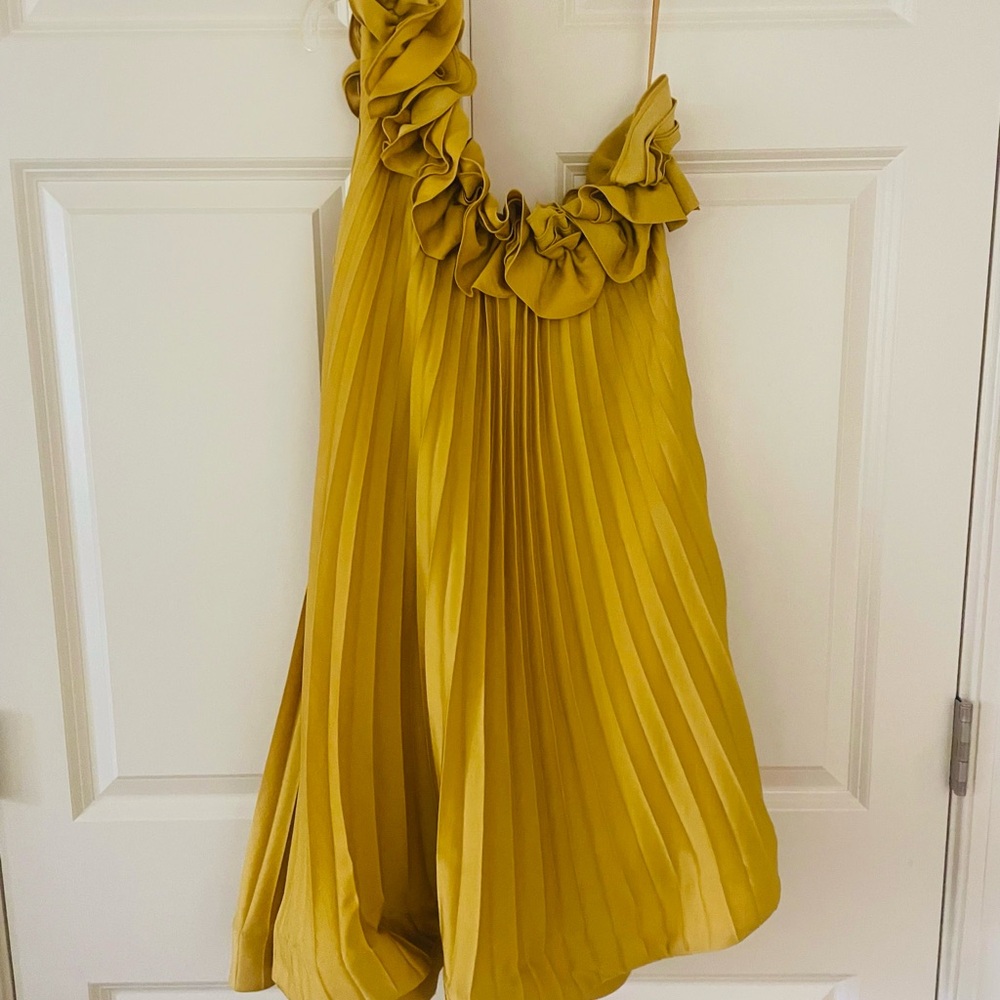 BCBGMaxAzria Cece Yellow Pleated One Shoulder Cocktail Dress